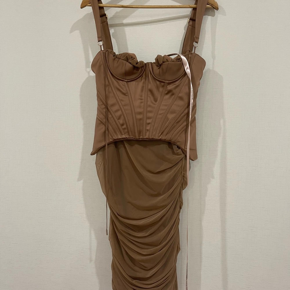 House of CB London Dress! New with tags - Picture 6 of 9